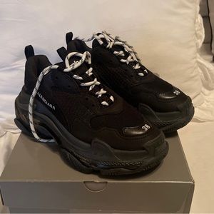 Black Balenciaga triple S sneakers size 8 women’s